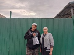 В День отца работники Биктимировского сельского клуба тепло и сердечно поздравили отцов участников специальной военной операции