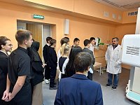 Старшеклассники Новоалексеевской школы побывали на экскурсии в Воскресенской районной больнице
