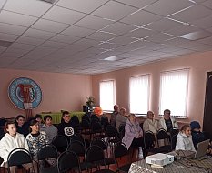 Глава района провел встречу с жителями села Елшанка