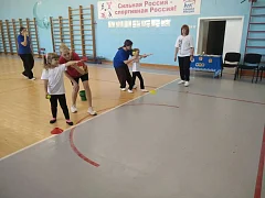 Маленькие герои ГТО: воспитанники МДОУ «Детский сад «Ромашка» с.Елшанка сделали первый шаг к олимпийским вершинам