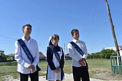 Последний звонок прозвенел в школах Воскресенского района