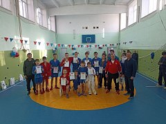 Помним, гордимся, чтим: в Синодской школе  прошла торжественная линейка в честь героев-панфиловцев