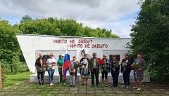В День памяти и скорби по всей области зажигают свечи и возлагают цветы